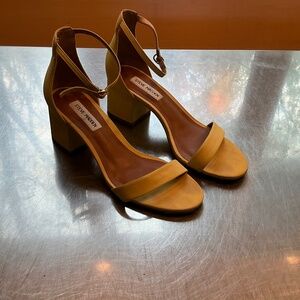 Butter Yellow Steve Madden Block Heel Suede Sandals-size 8.5